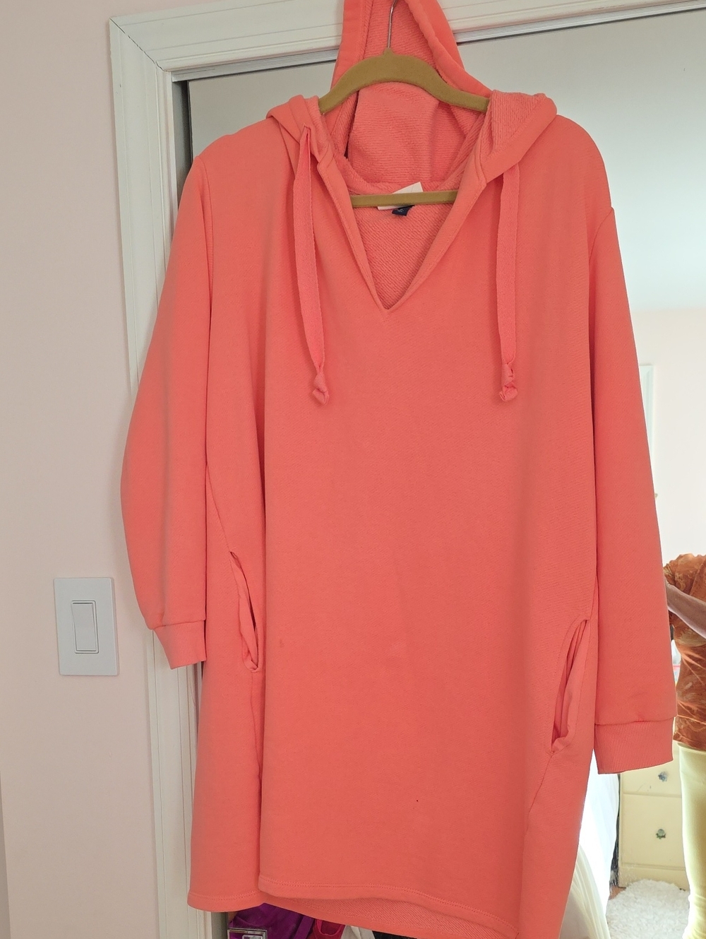 Peach Hooded Beach Cover-up A Size Medium Runs Big. Universal Thread Goods